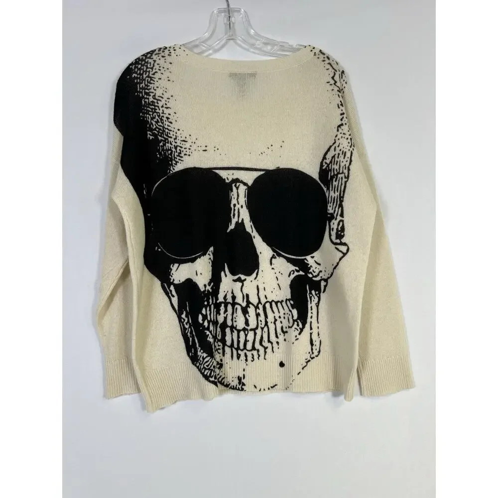 Aqua Off White 100% Cashmere Pullover Skull Graphic Sweater Size M - Picture 11 of 12